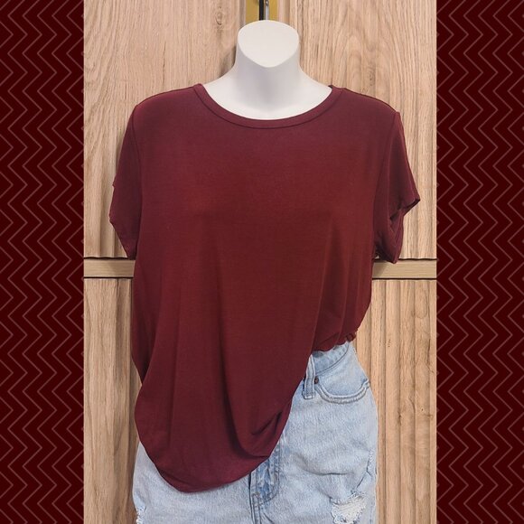 American Eagle Outfitters Tops - American Eagle Soft & Sexy T-Shirt, Size Large